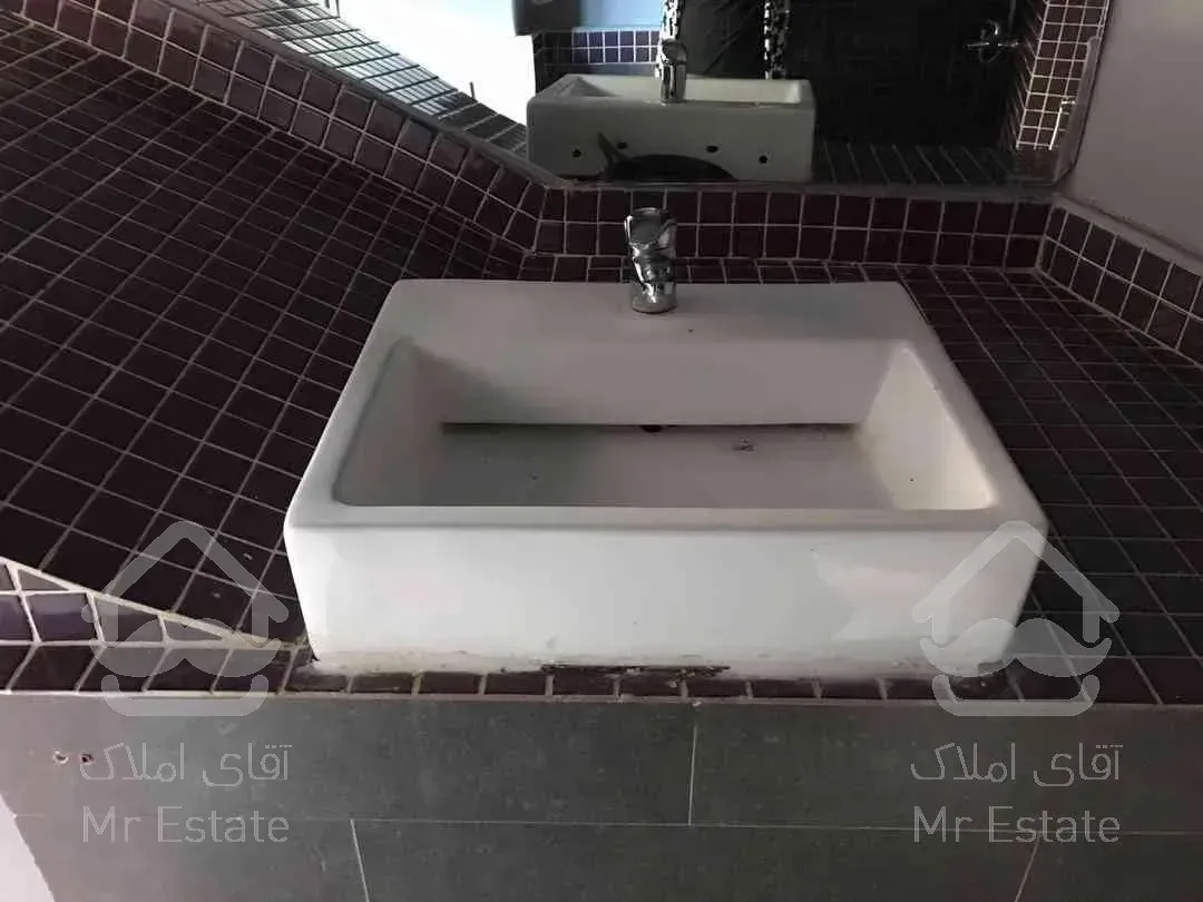 ملک کلنگی ۱۶۰متری نیاوران