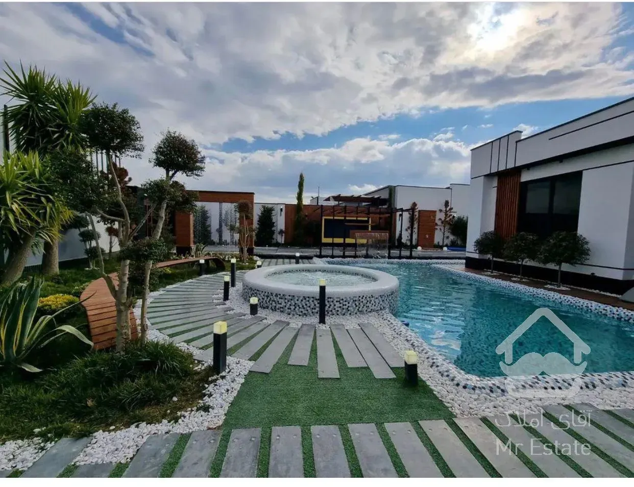 فروش ویلا لواسان 1500  متر شیک