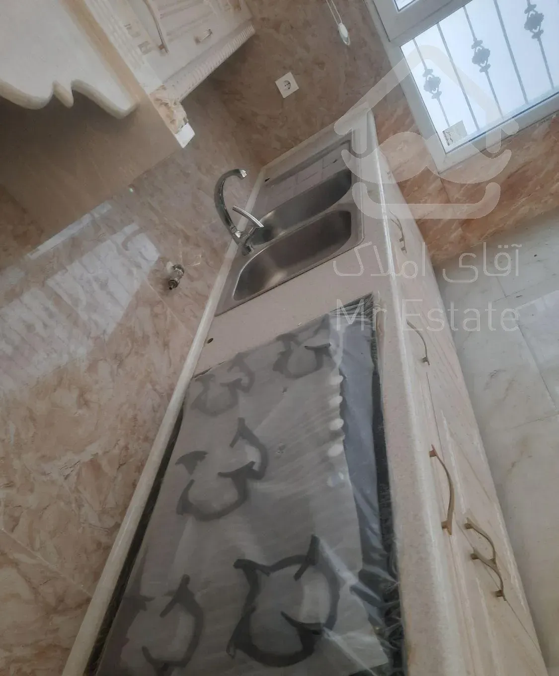 آپارتمان ۱۰۰ متری رهن کامل یک‌میلیارد