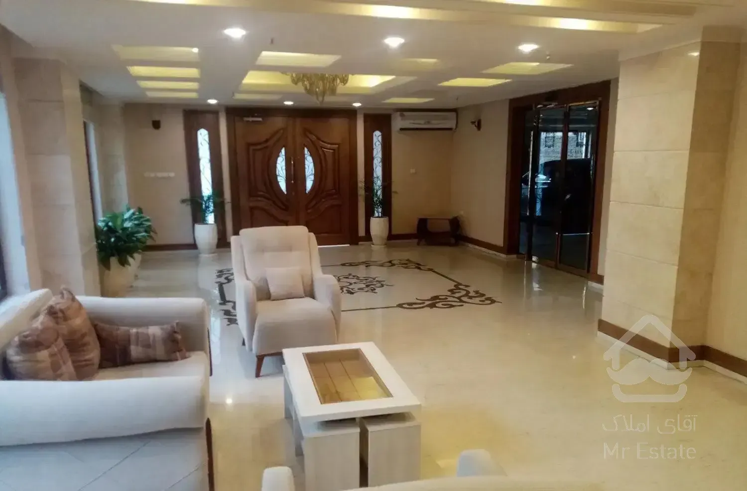 101متر نوساز کلید نخورده سنددار بلوار فردوس