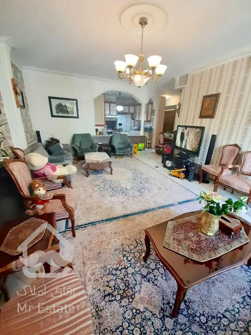 ۱۰۰متر آپارتمان مسکونی اباذر