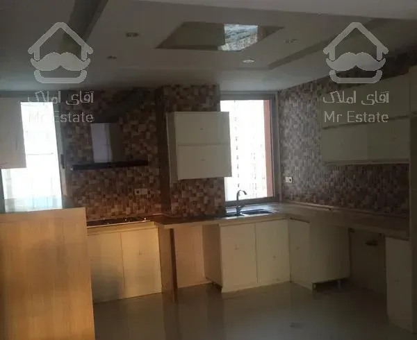 کوهک ۱۶۷ متر برج فرهیختگان