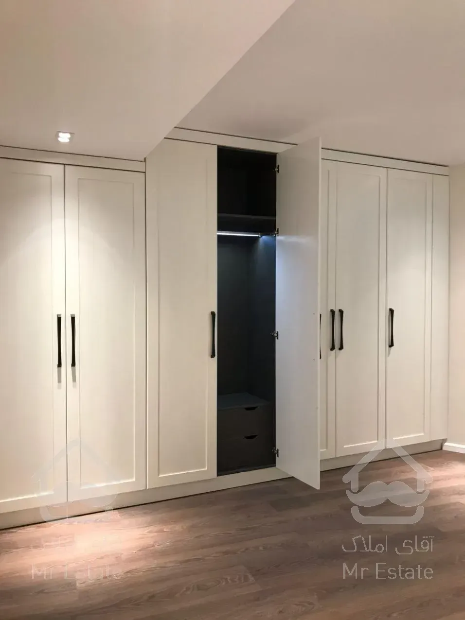 فروش آپارتمان فرشته 148  متر اکازيون