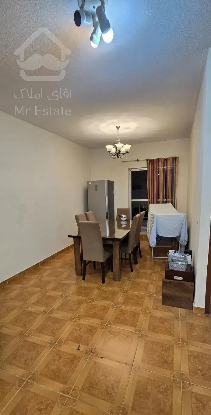 انصاری مجتمع پردیسان ۱۱۲ متری