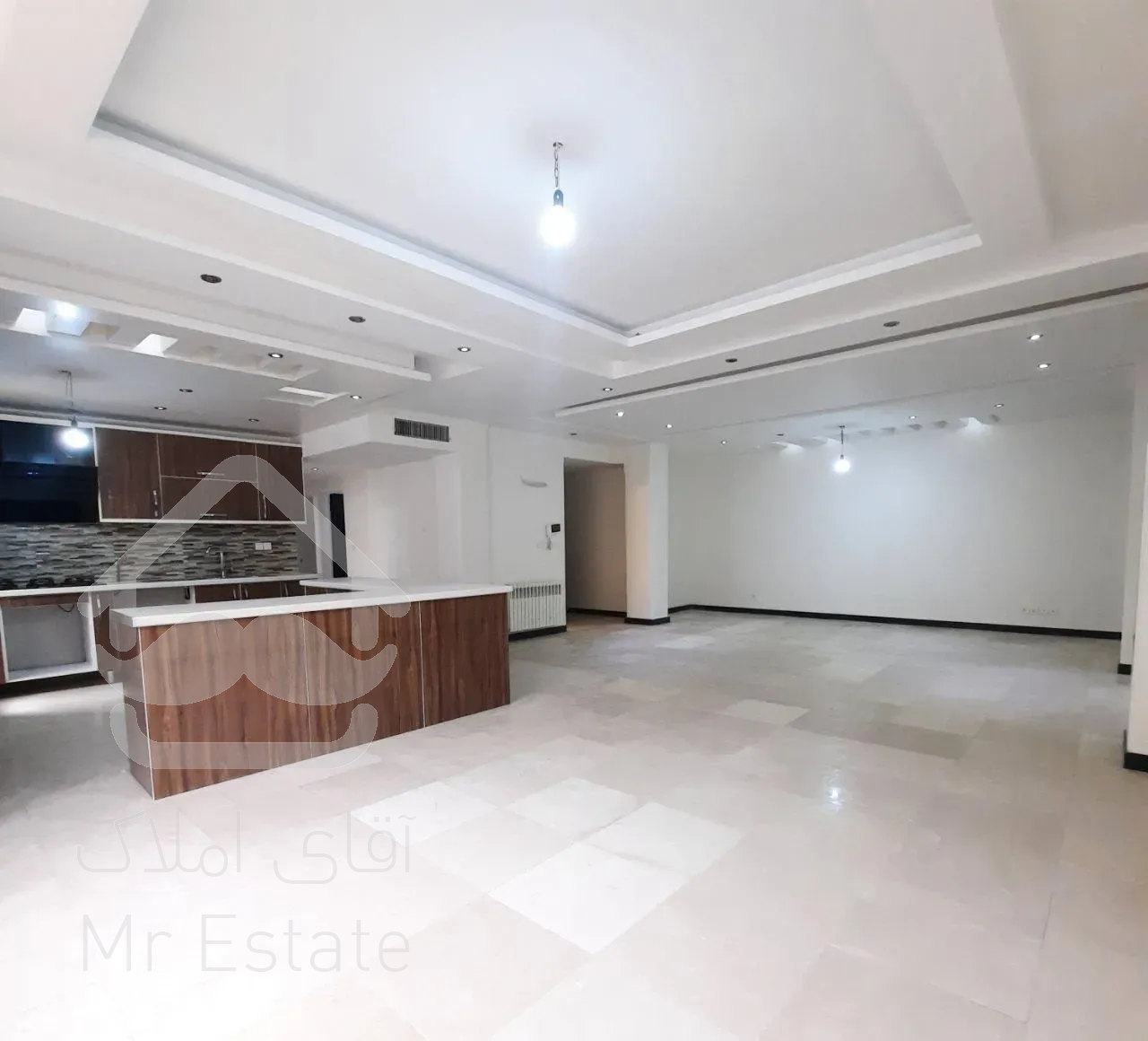 ۹۳ متر / ۳ خواب / فول امکانات / شهران