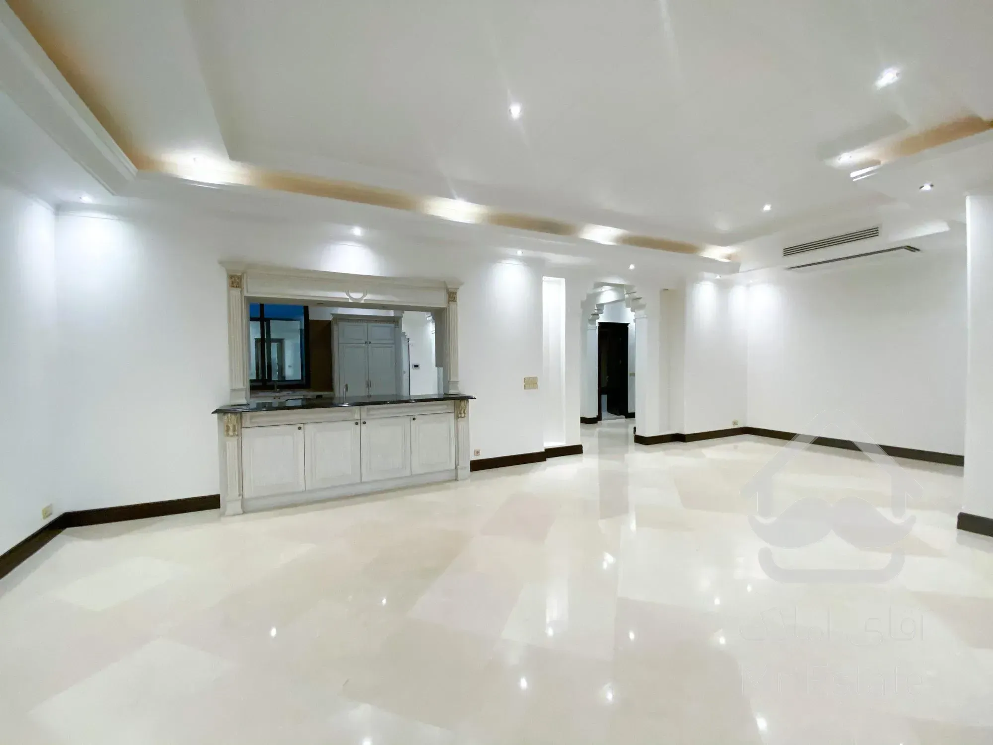 آپارتمان ۳۲۰ متری صاحبقرانیه ۵ پارکینک سندی