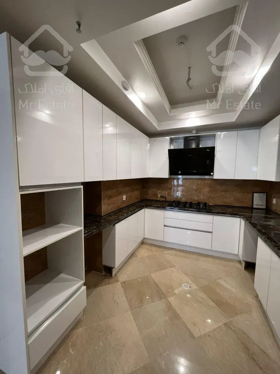 دو واحد مسکونی کلید نخورده نوساز واقع در نفت شمالی