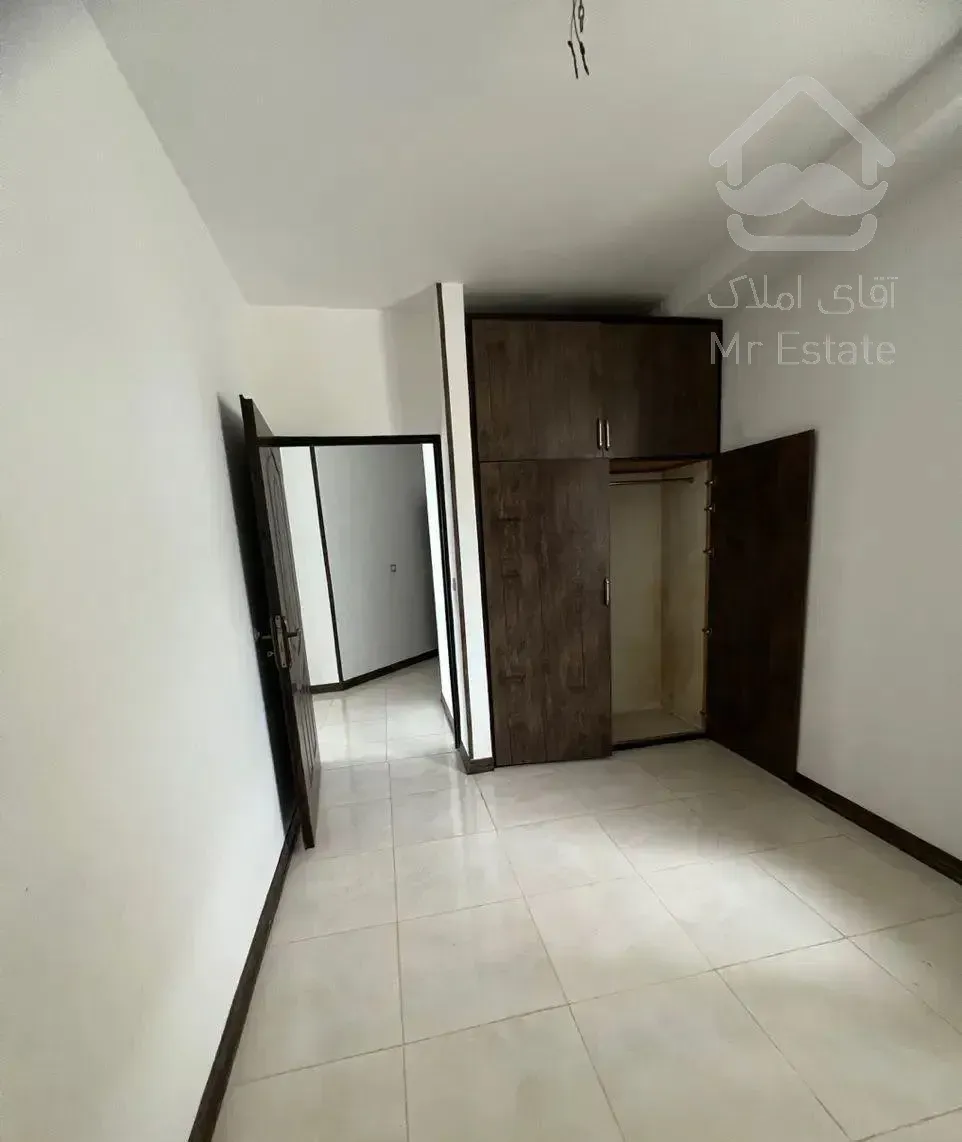 فروش واحد ۱۰۰ متری طبقه ۵ با ویو دریا