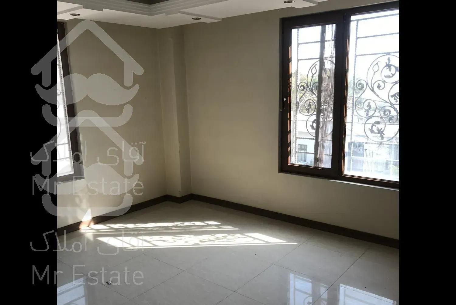 ۱۲۲ متری ۲ خوابه شیک ویو دار