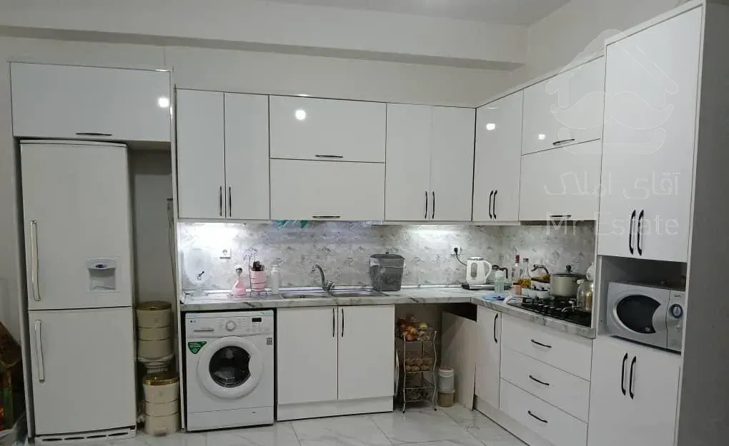 ۸۱ متر دو خواب فول دیزاین سند تک برگ شهرک باقری