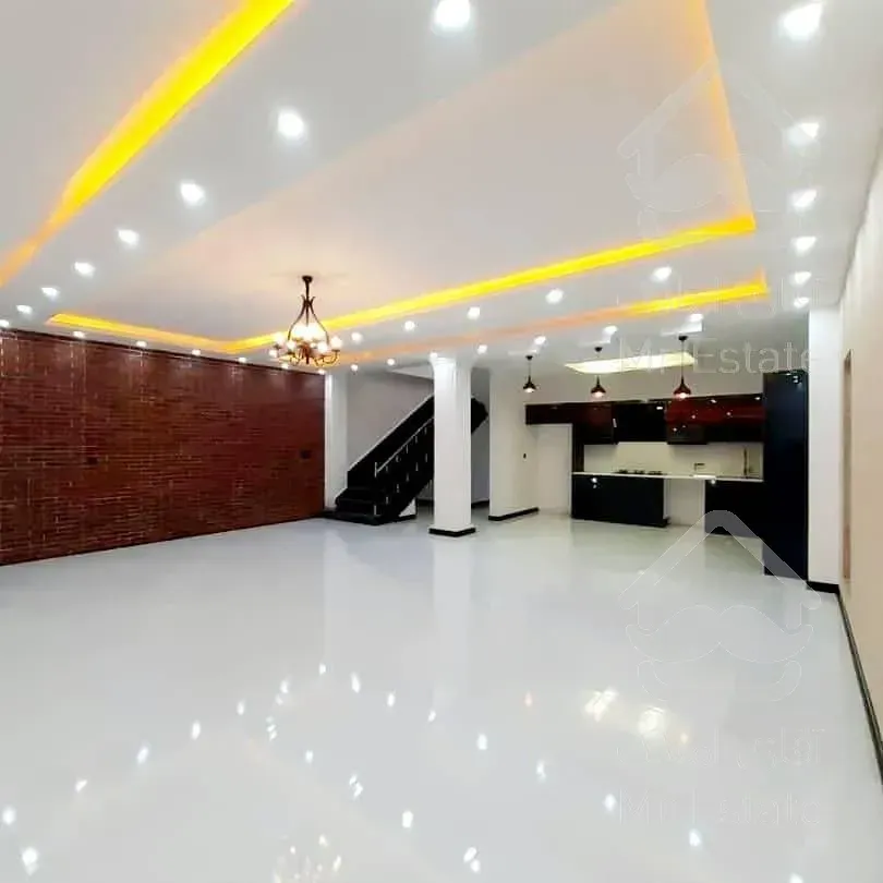 دوبلكس نمامدرن٣٠٠مترى سندتكبرگ زيرقيمت كارشناسى