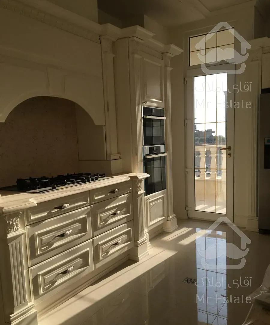 205متر آجودانیه