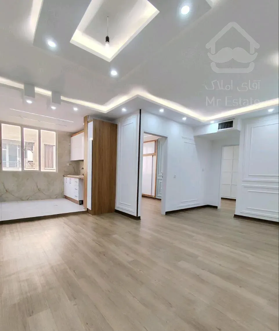 فروش آپارتمان ۷۲ متری ۲ خوابه در صادقیه