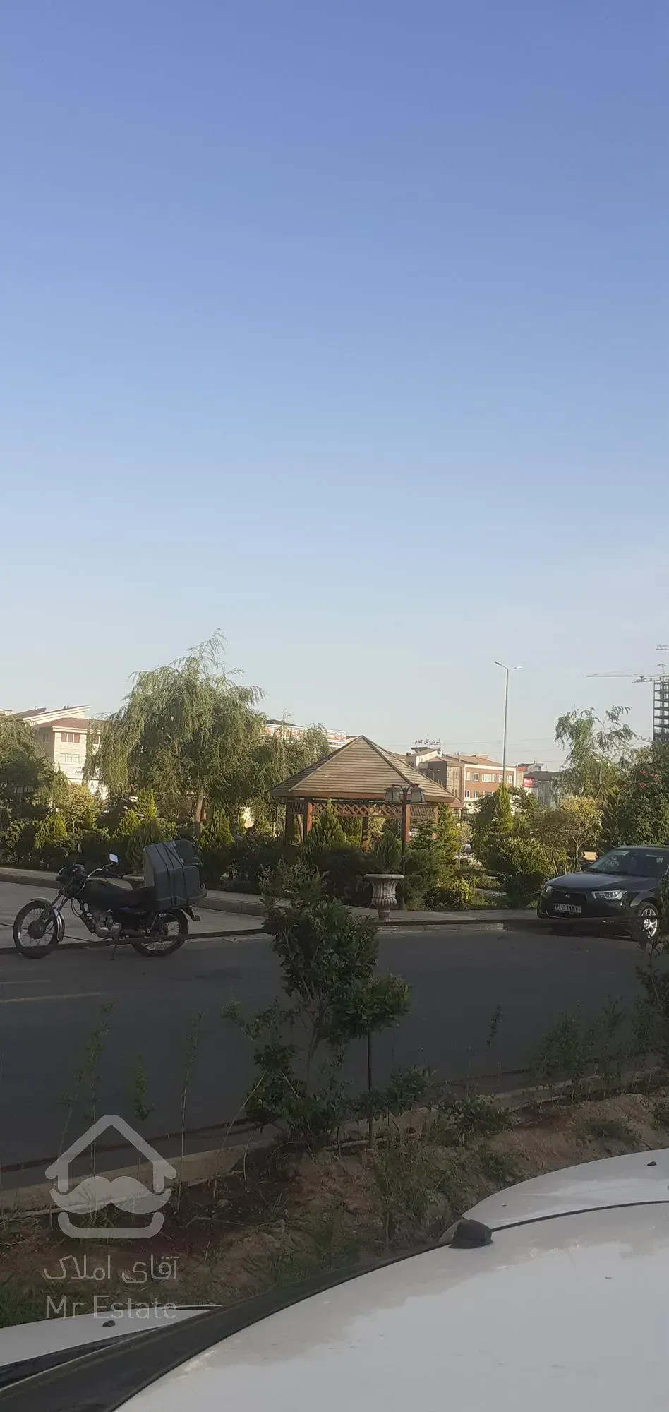 فروش خانه ۲۰۰متری بر بلوار المپیک مسکونی موقعیت  تجاری