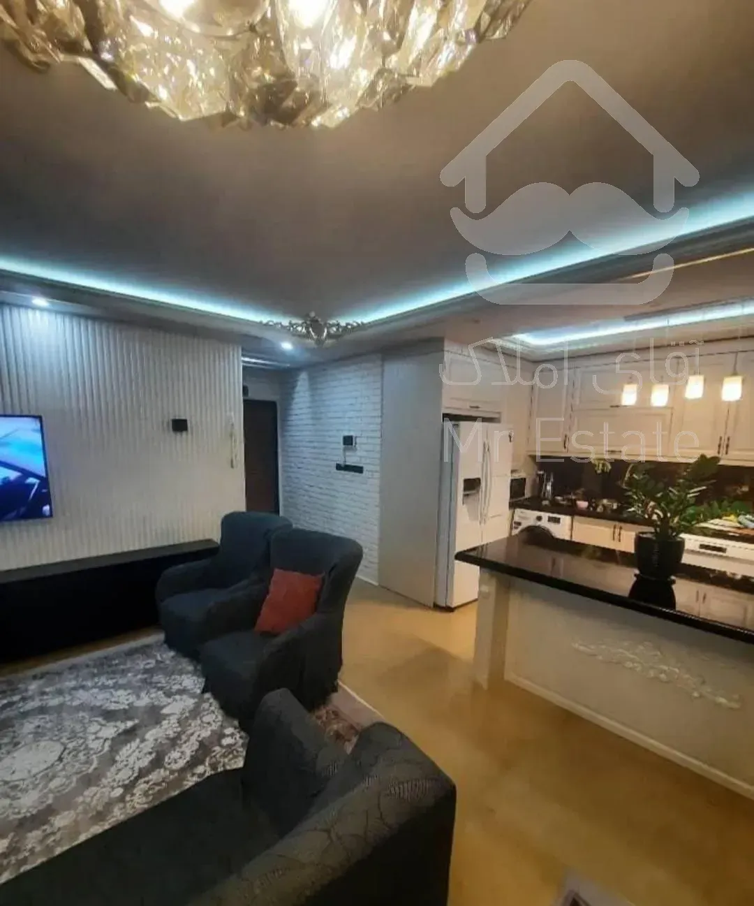 77 متر/دو خواب/فول امکانات/گذر 10متری