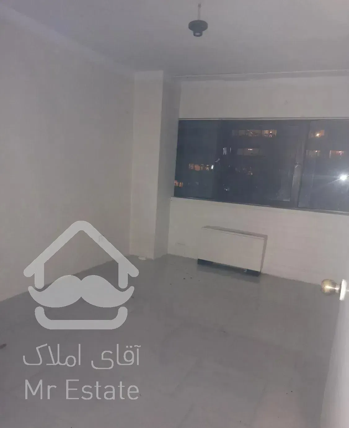 سه خوابه شیک با پارکینگ و انباری