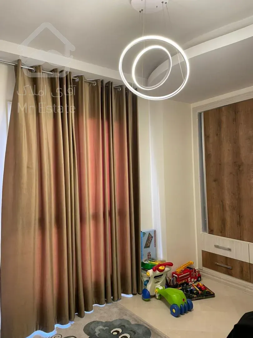 فروش 90 متر اجودانیه 4 شرقی