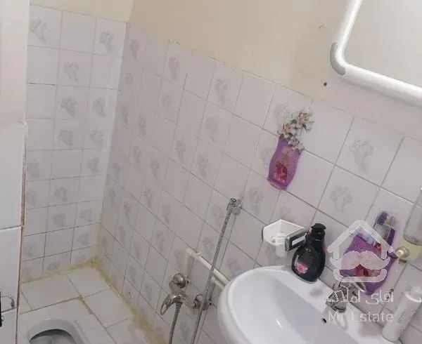 خانه ویلایی ۲ طبقه کاملا باسازی شده