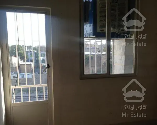 - آپارتمان ۸۴ متری دوخواب، خوش نقشه درفرعی دنج