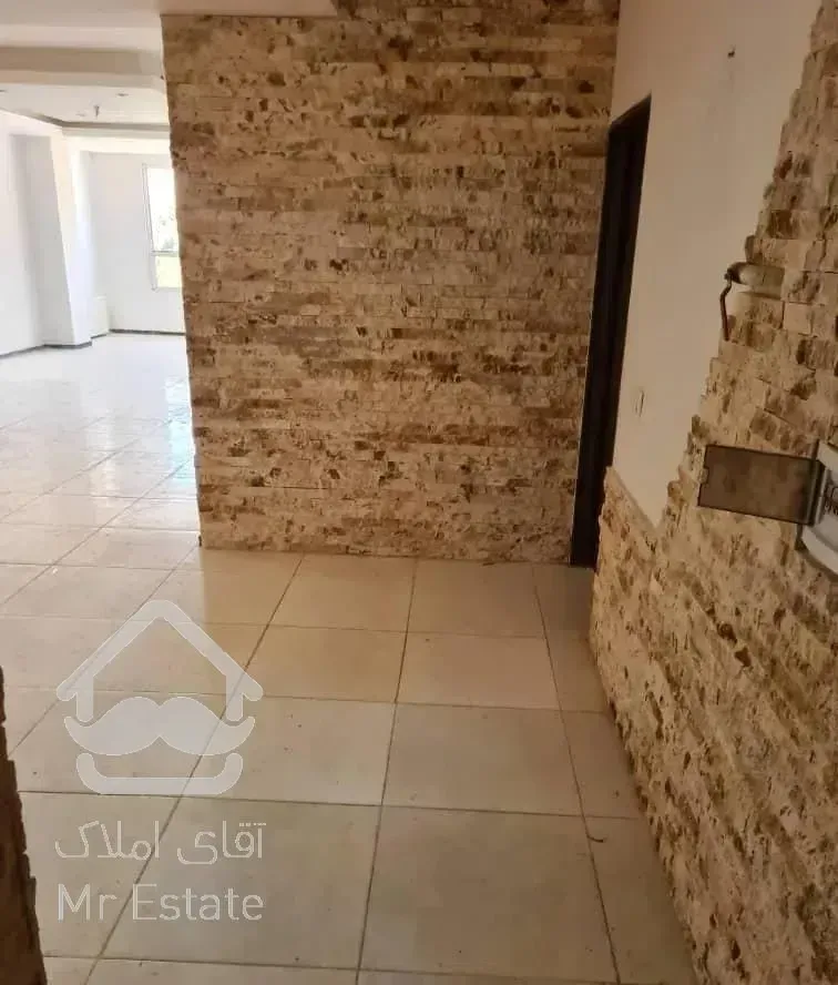 160 متر آپارتمان رهن اشتراکی جنوبی گلستان 13پلاک 11