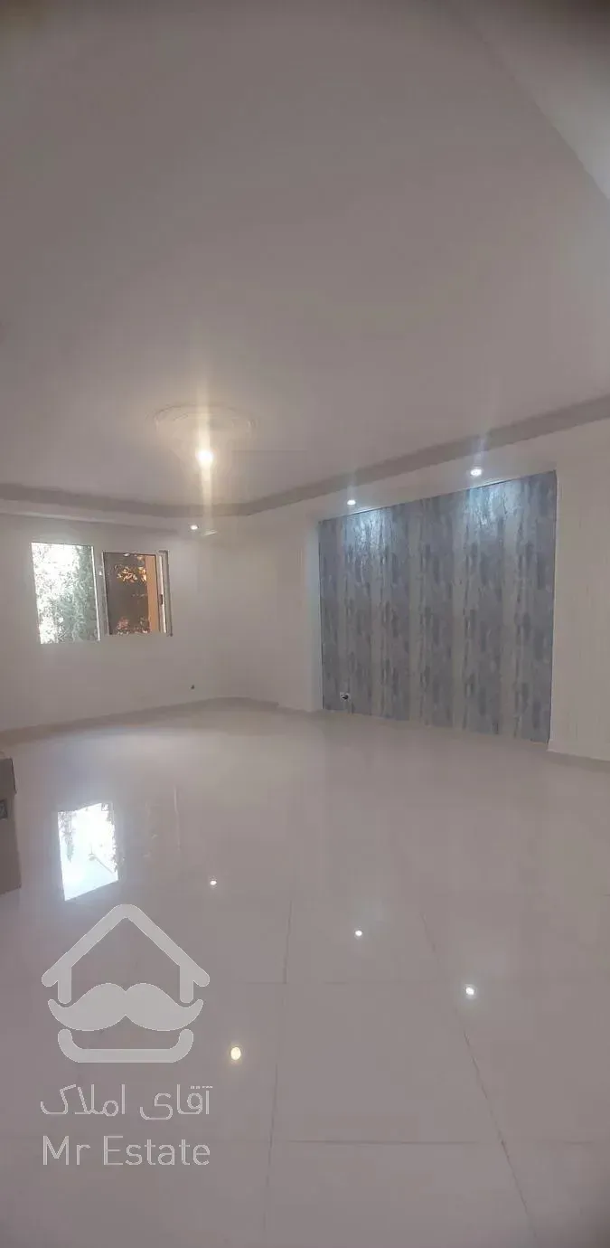 ۱۰۰متری /دوخوابه/ فرعی دنج قلهک