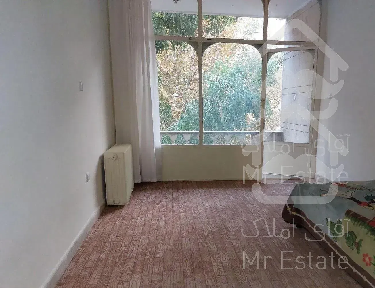 گیشا / ۱۸۰ متر / ۳ خواب / فرعی فرد