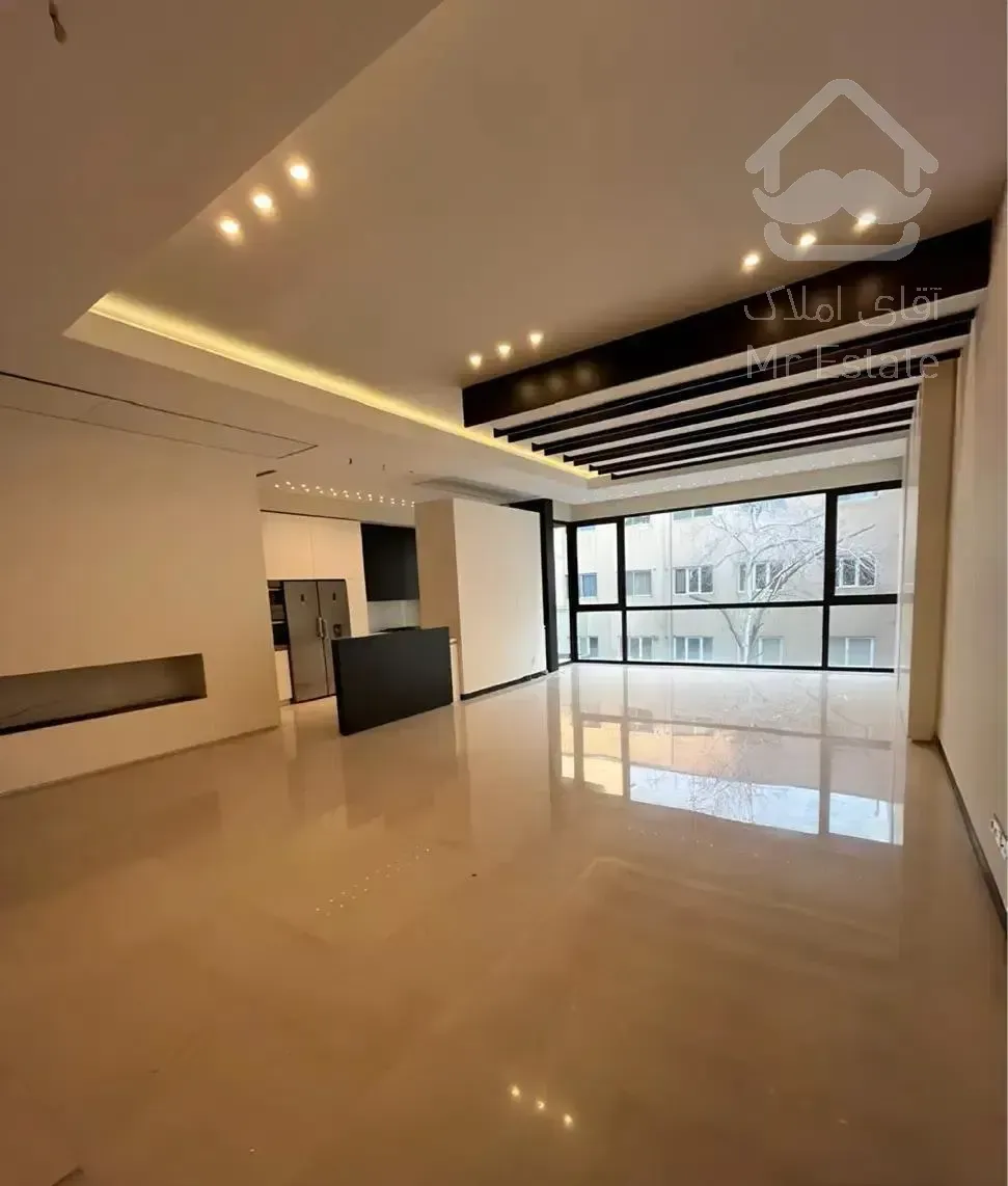 160متر نوساز کلیدنخورده / سند آماده /گل طبقات/ 2P