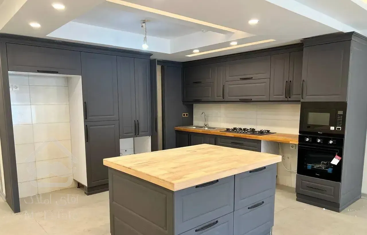 ۸۵متری /پلن مربع/ واحد جلو/پارس شرقی