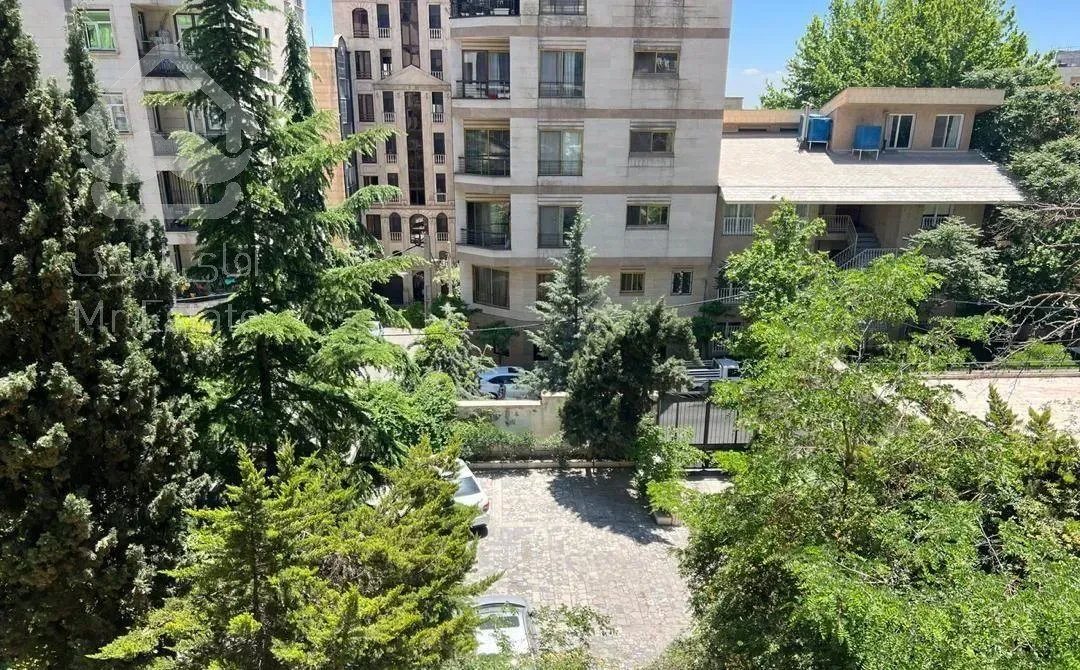 ۱۴۰ متر ۲ خواب نورانی در قلب چیذر،بالکن دار/کوروش