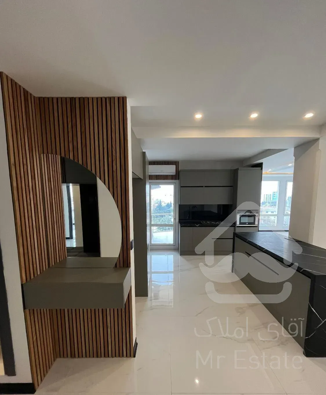 مرغوب ترین آپارتمان ۱۳۰ م بلوار طالقانی