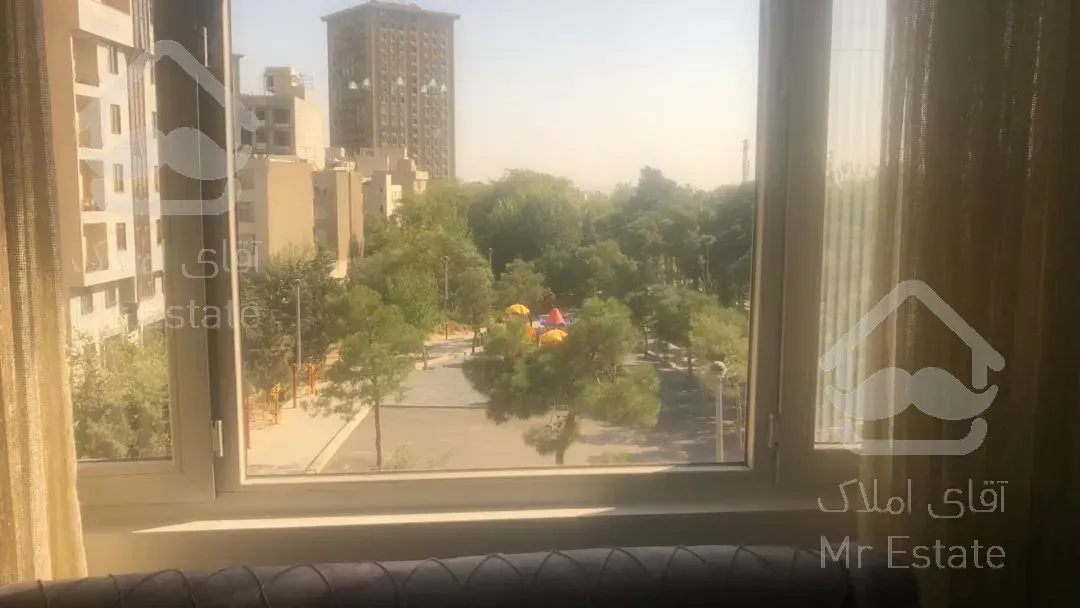 100 متر / دو خواب / ستارخان / غرق نور