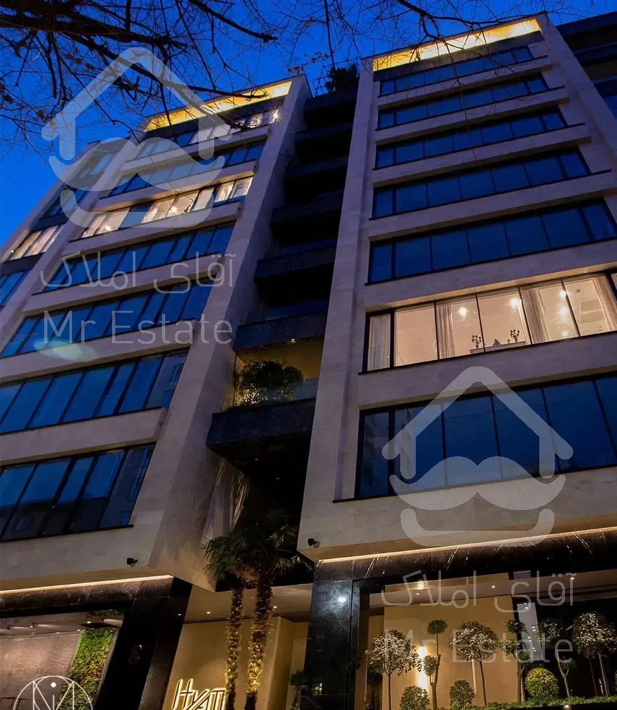 مدرن و برند ۲۲۰ متری کامرانیه با تراس گاردن