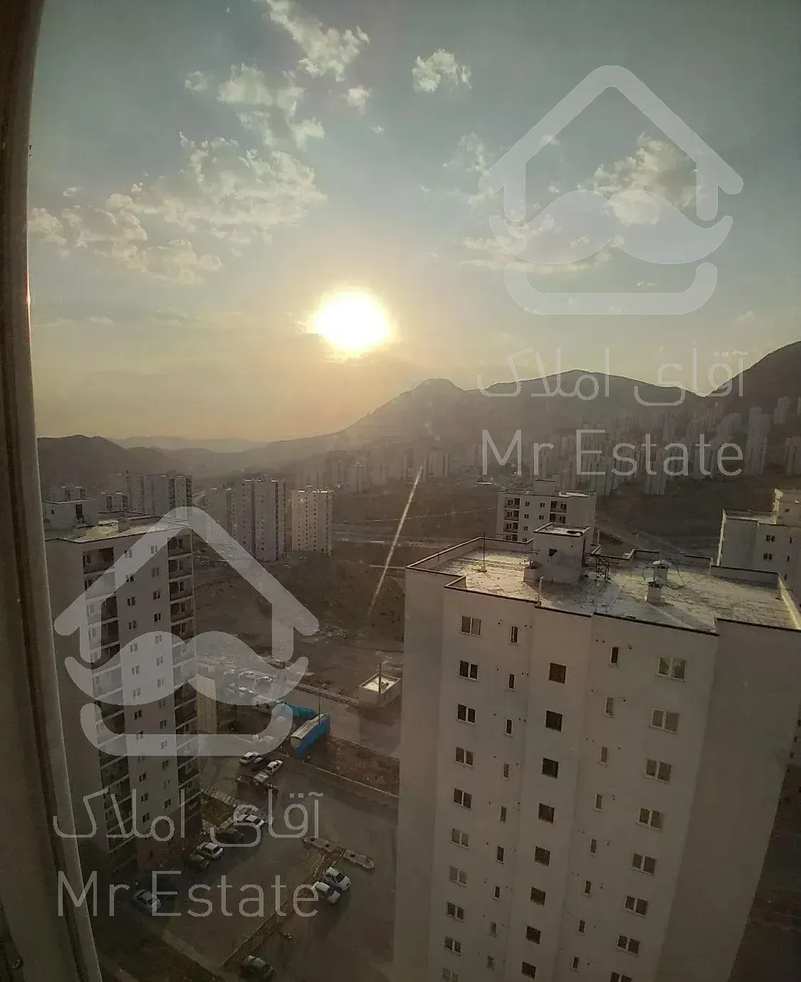 آپارتمان فاز۱۱ پردیس، طبقه ۱۴جنوبی،زون ۴