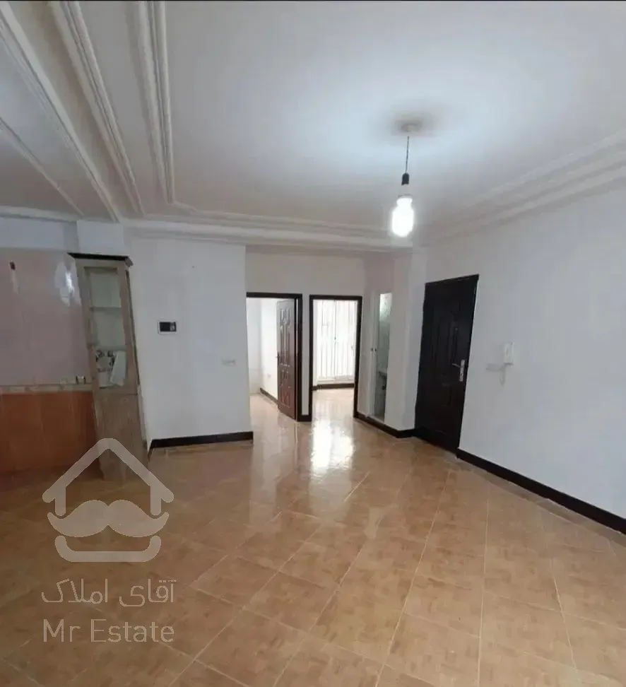 فروش همکف کرسی بلند در لیلا کوه
