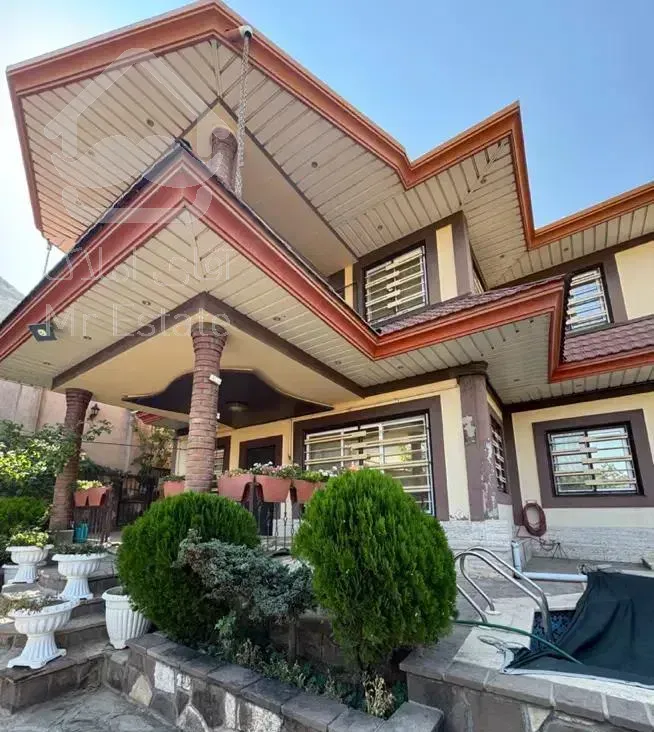 لواسان شهرکی ویلا ۳۰۰ متر بنای دوبلکس