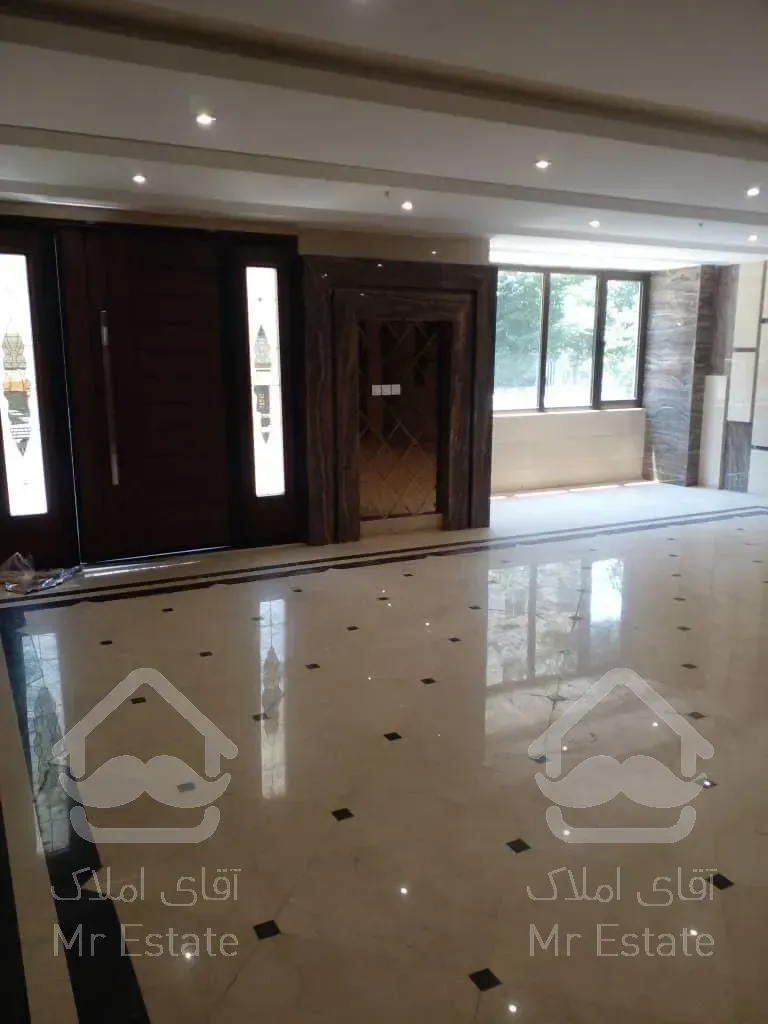 ۱۴۰ متر  ۳خ  فول امکانات  کلید نخورده