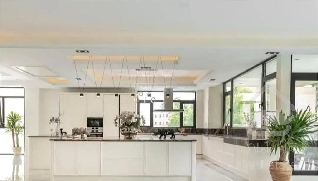 ۲۰۰ متر/هنرستان/صارمی/خوش قیمت/ امکان معاوضه