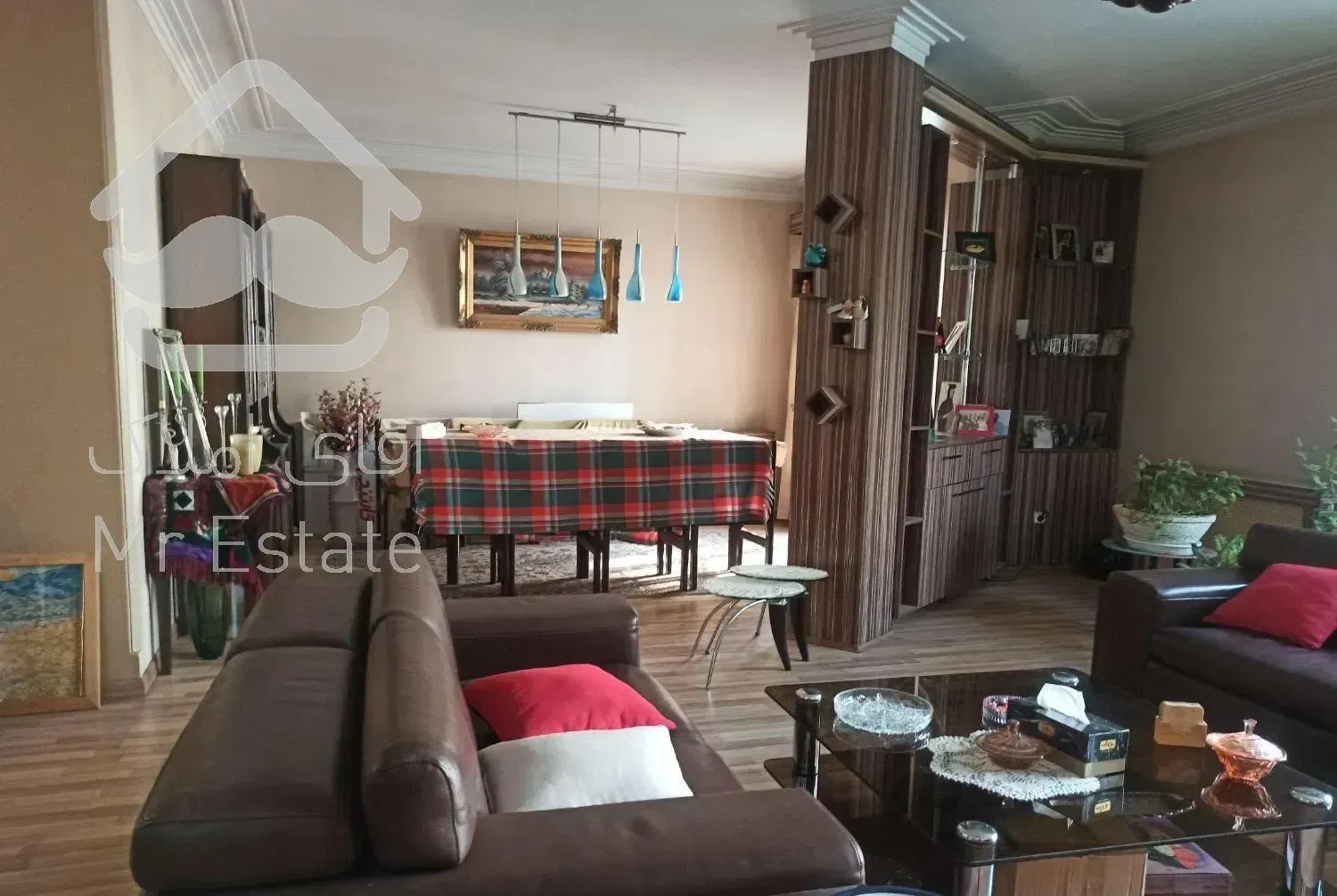 آپارتمان ۲۰۰متری اندرزگو سلیمی جنوبی