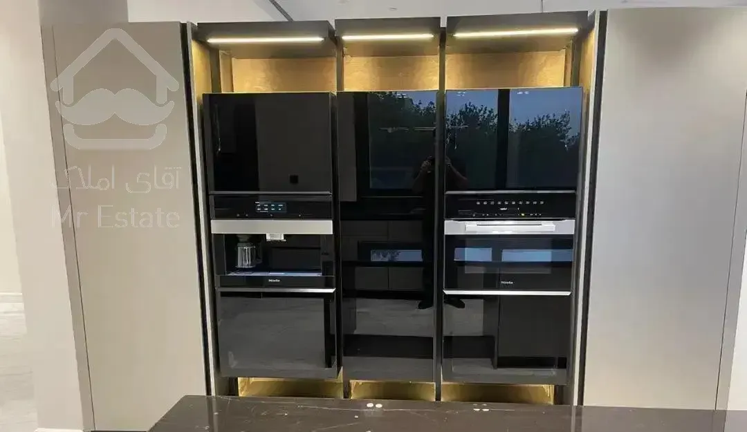 ۲۰۰مترسه خواب مستر/برج باغ گلزار/نوسازکلید نخورده