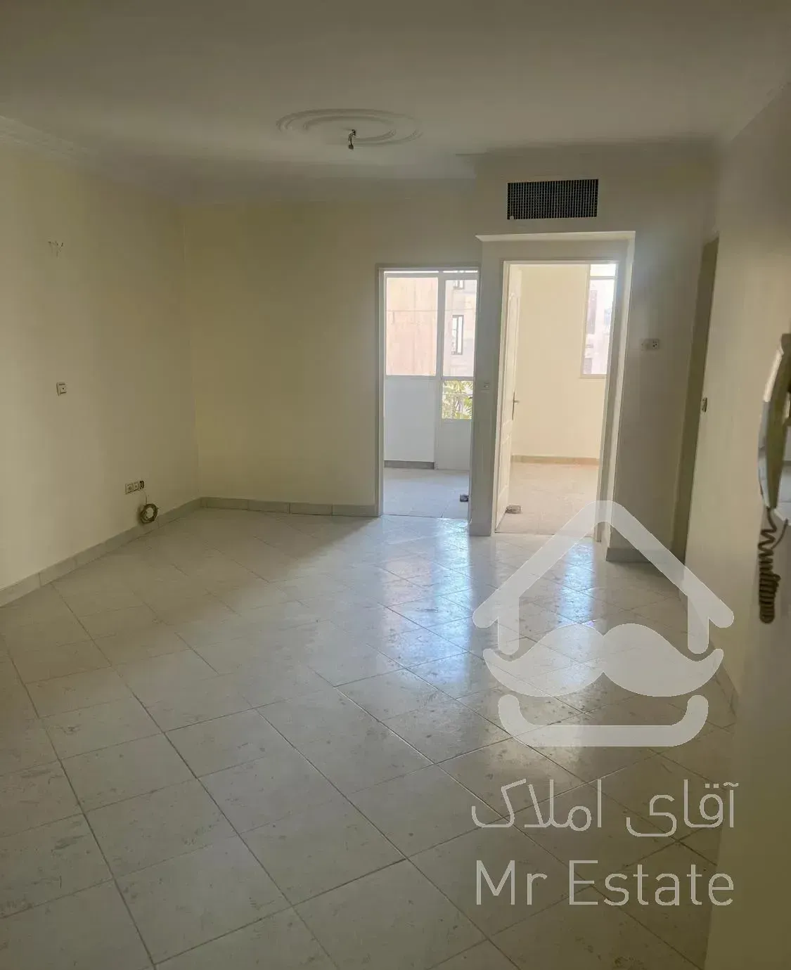 آپارتمان ٧٠ مترى