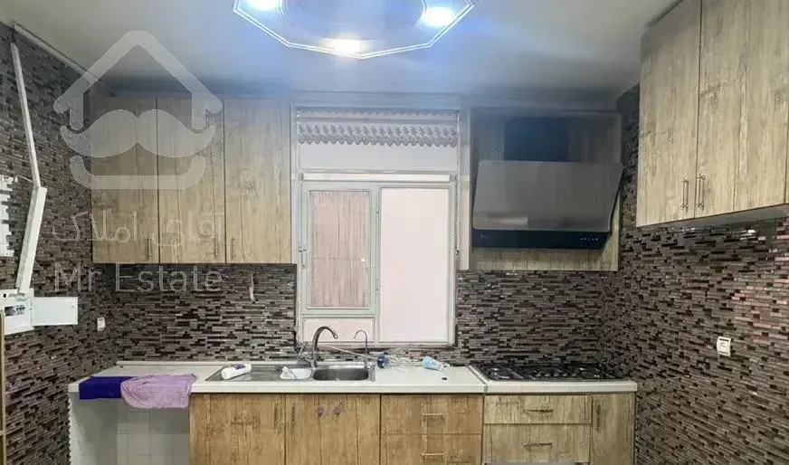 ۱۰۵ متر/فول امکانات/غرق در نور/بازسازی شده