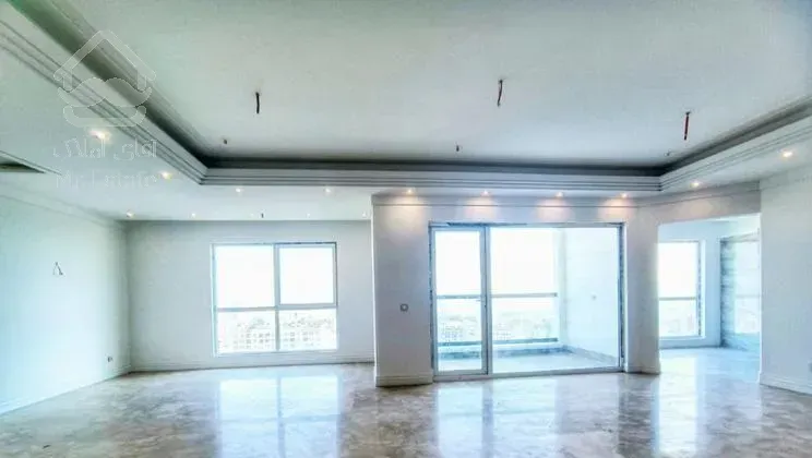 ۱۳۰متر۲خواب روبه جنوب/برج مجلل فول مشاعات/دفترفروش