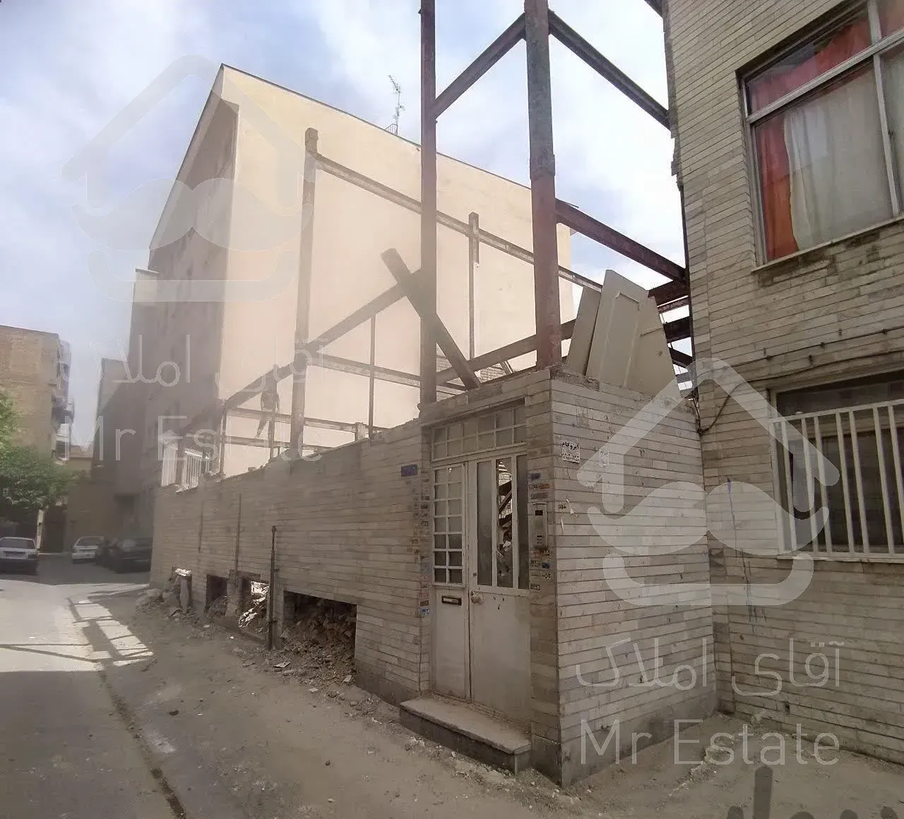 خاکبرداری بابکت بیل مکانیکی حمل نخاله ومصالح