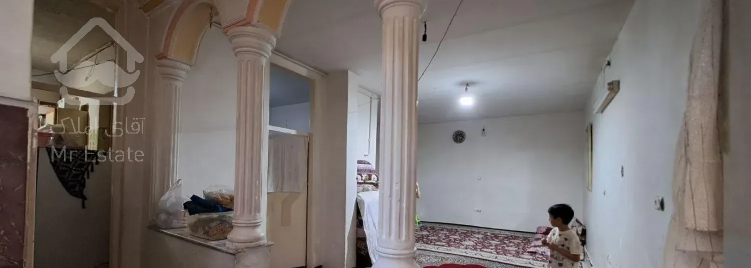 100 متر سوئیت در اختیار  میدان ابک گلابدره