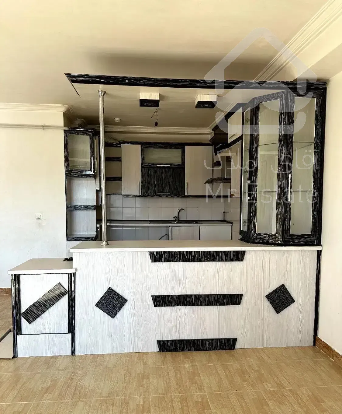 آپارتمان واقع در شهرک اندیشه خیابان تختی رهن کامل