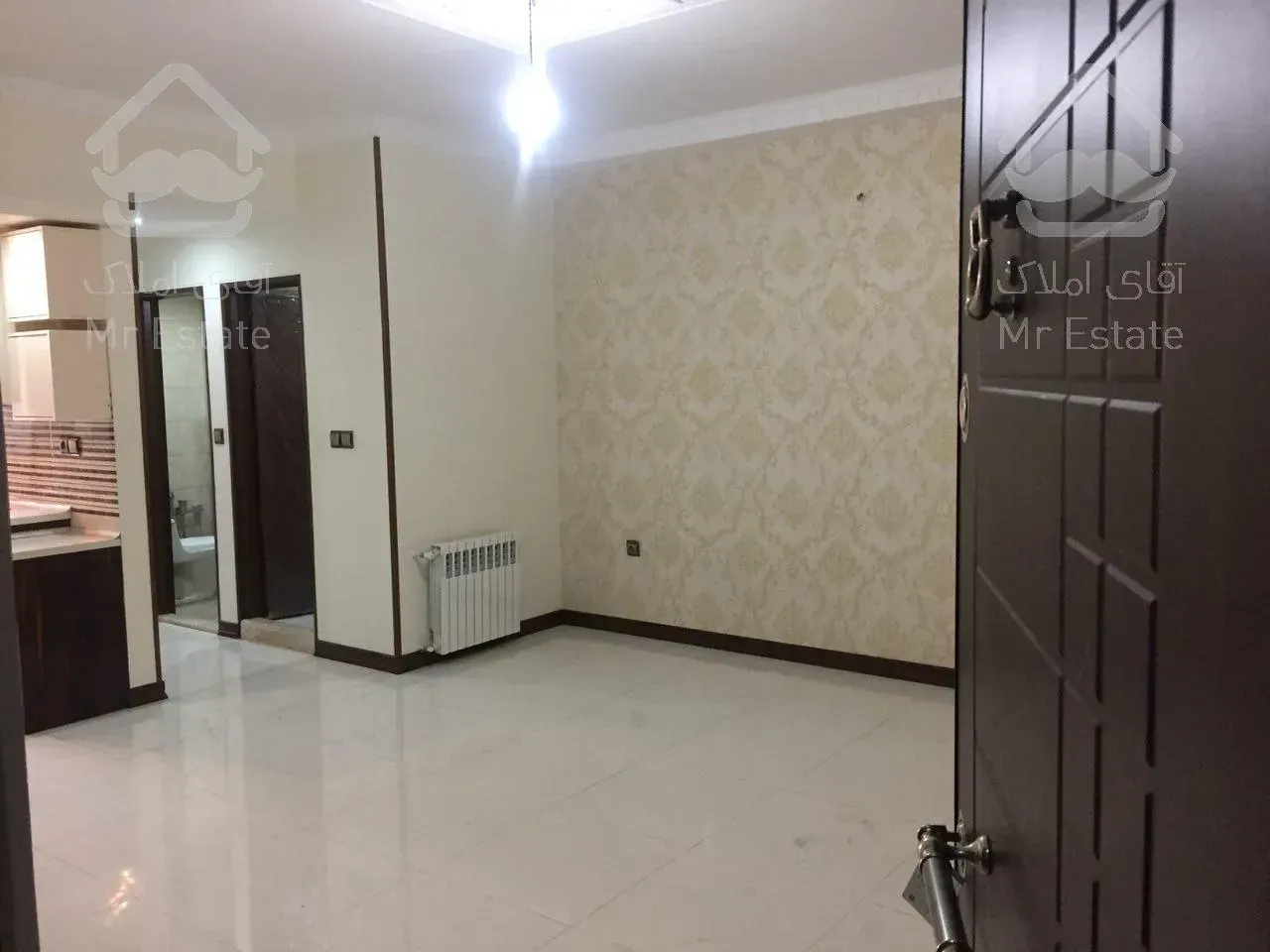 ۱۳۰ متر اداری صادقیه