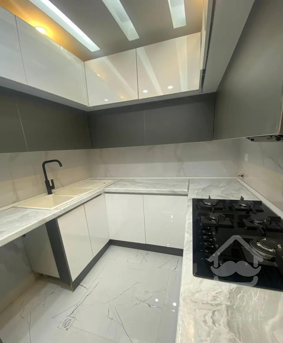 ۹۶ متر آپارتمان ورودی شیان