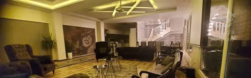 ۵۵ متر ۲ خواب بهترین لوکیشن تهران جنب مترو انقلاب