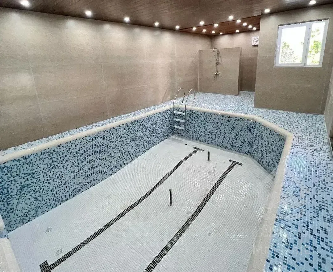 اقساطی‌بخر*استخرداخلی شهرک‌برند پلاک1جنگل سندتکبرگ