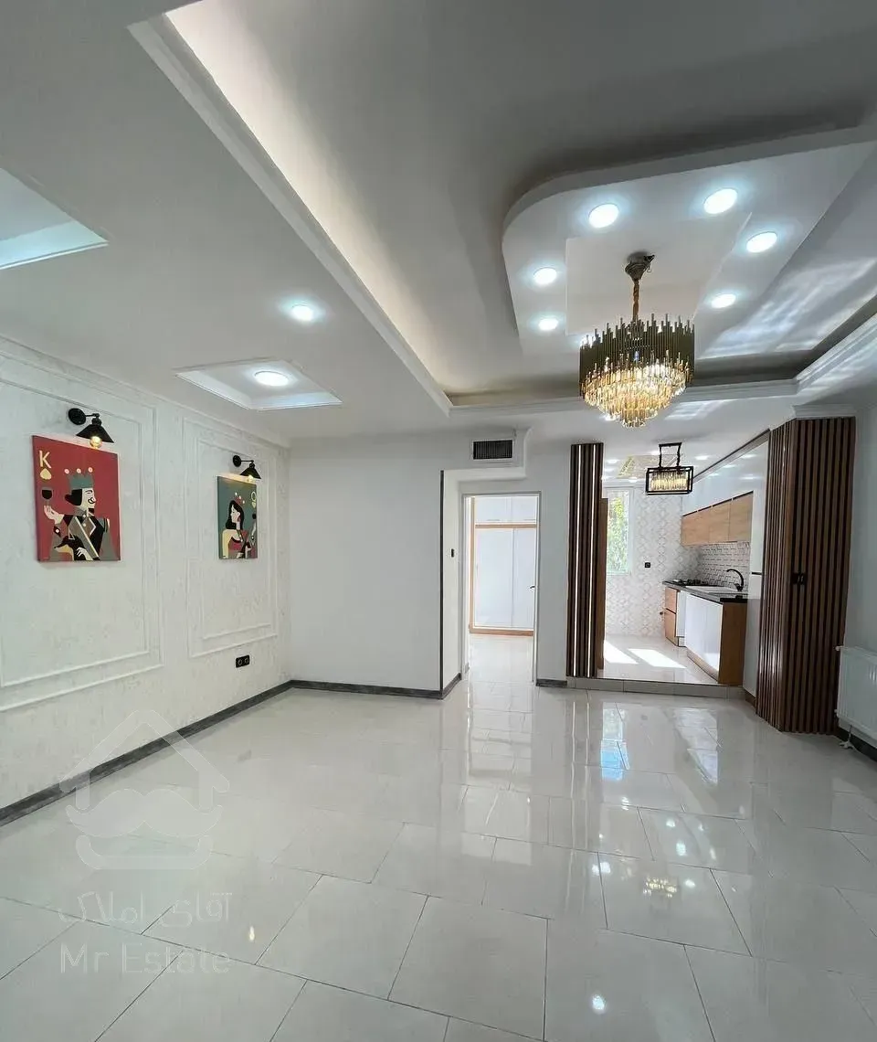 56متر*غرق نور(سند تک برگ تهران)آسانسور*پارکینگ